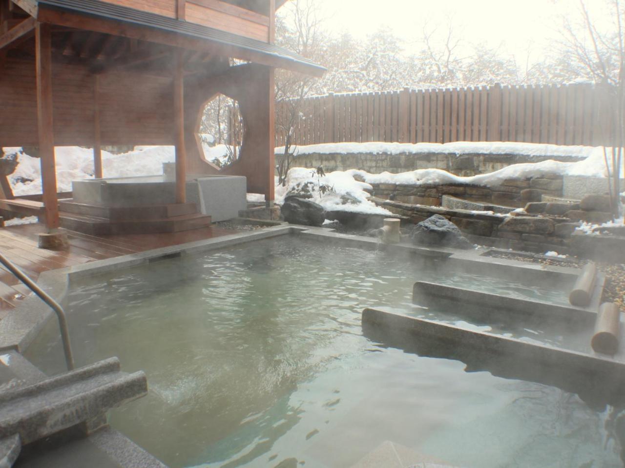 Kusatsu Onsen Hotel Village Eksteriør bilde